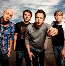Simple Plan: Být v kapele tě udržuje mladým